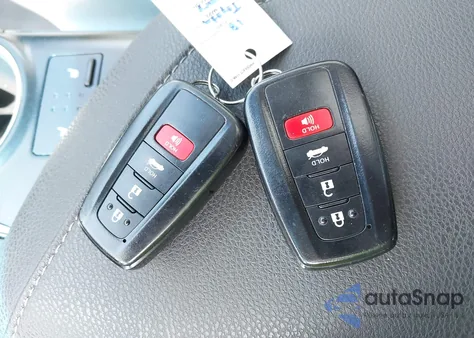 2018 Toyota Camry Xse z USA, uszkodzony, nr VIN 4T1B61HK2JU598066